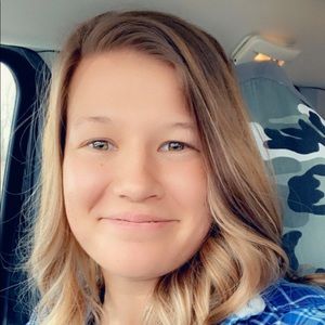 Meet your Posher, Teagan